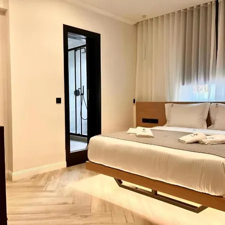 Aparthotel Triple A - Urban Magic In Psiri-platia Theatrou - Free Parking Athens